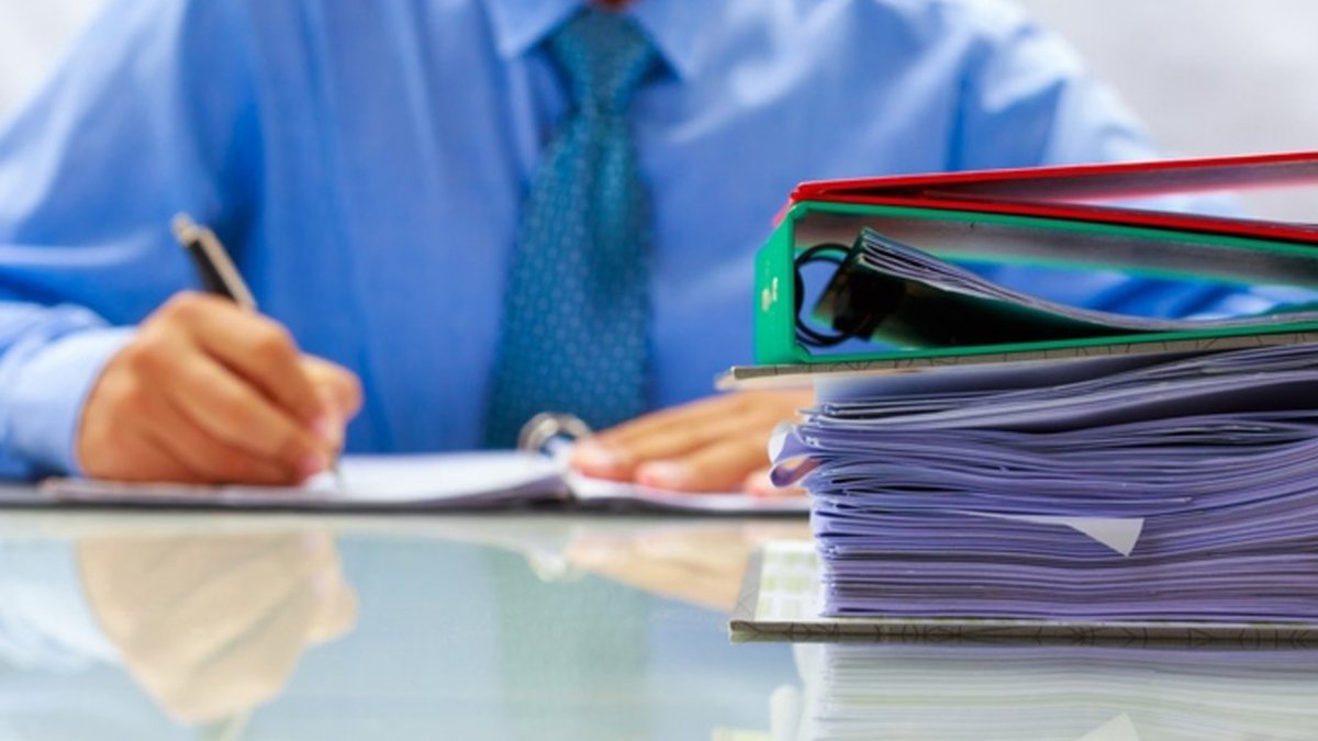 Sözleşmeli personele kadro düzenlemesi geliyor: Yasa teklifi imzaya açıldı