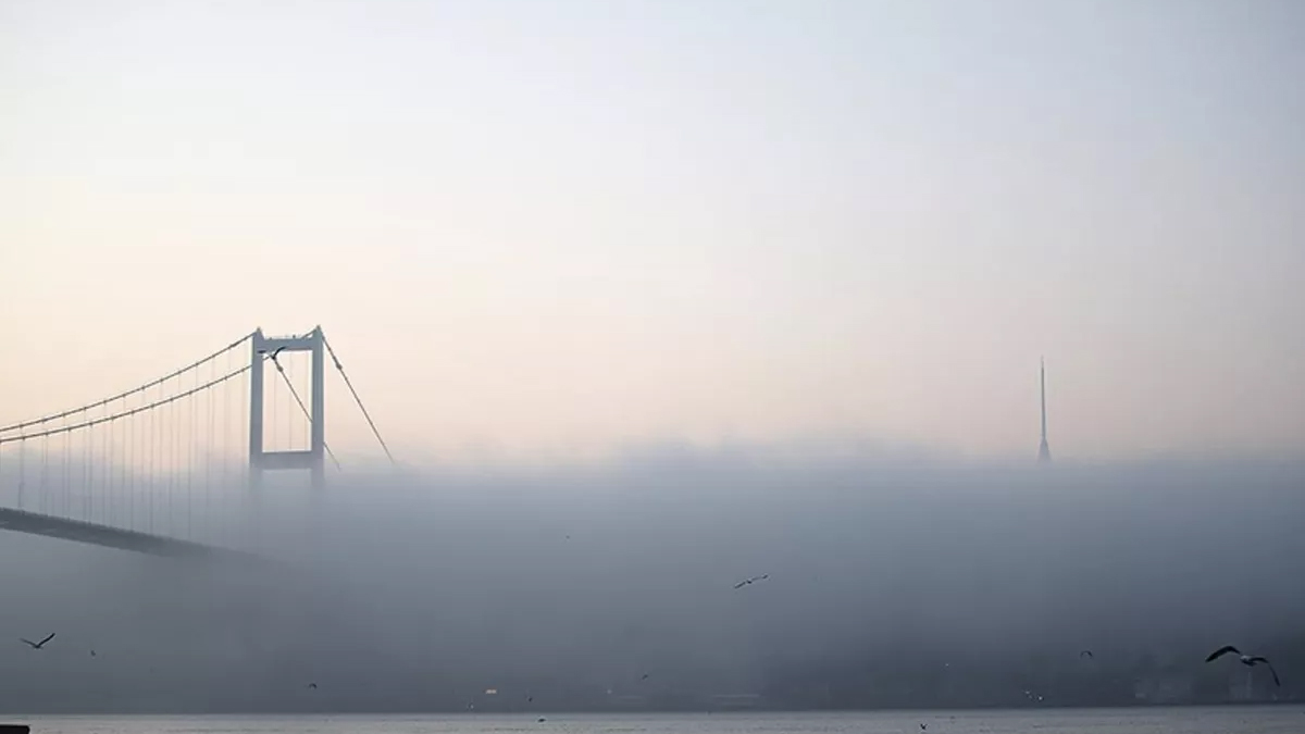 İstanbul Boğazı gemi geçişlerine kapatıldı