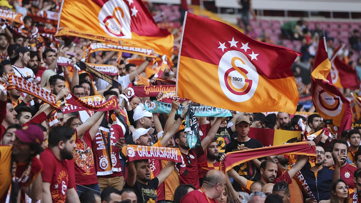 Galatasaray taraftarına derbi şoku