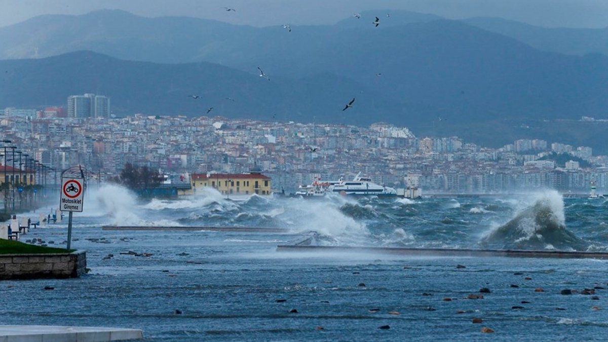 İzmir'de korkutan tsunami uyarısı: Eğer büyük deprem olursa...