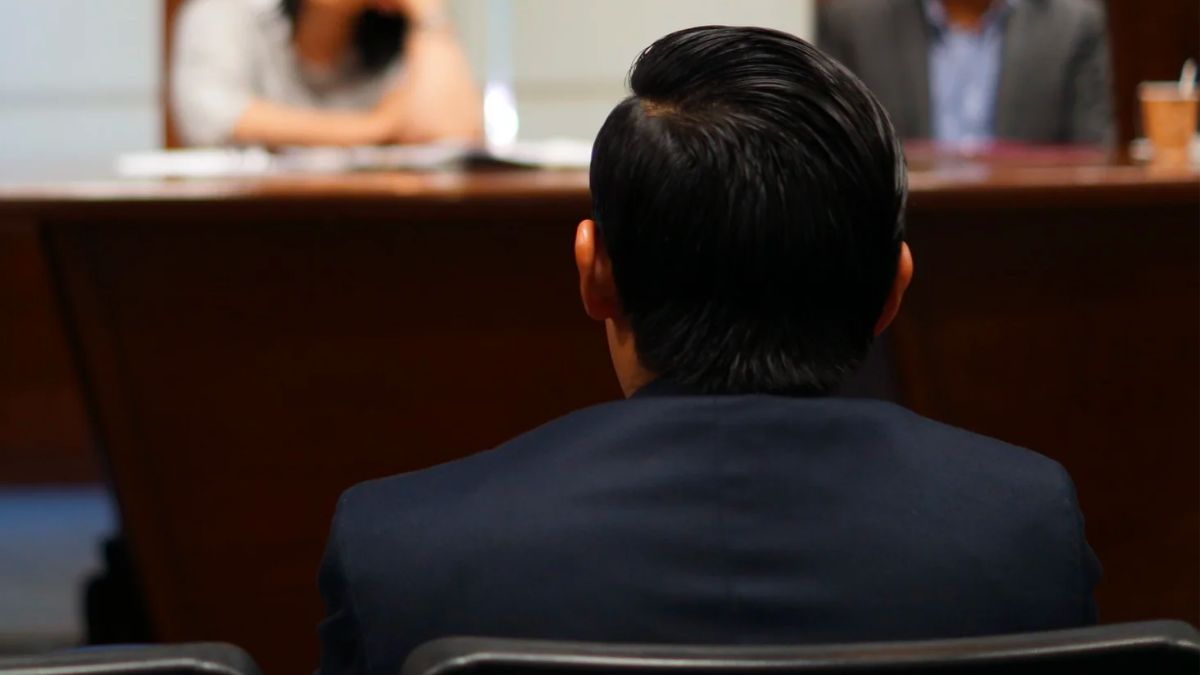 Çocuklarının velayetini almak için cinsiyetini değiştirdi