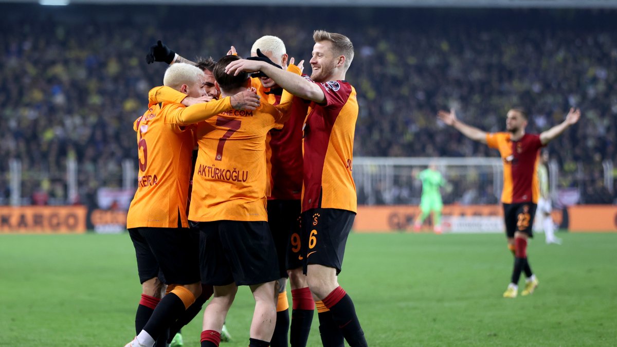 Kadıköy'de zirve savaşı Cimbom'un