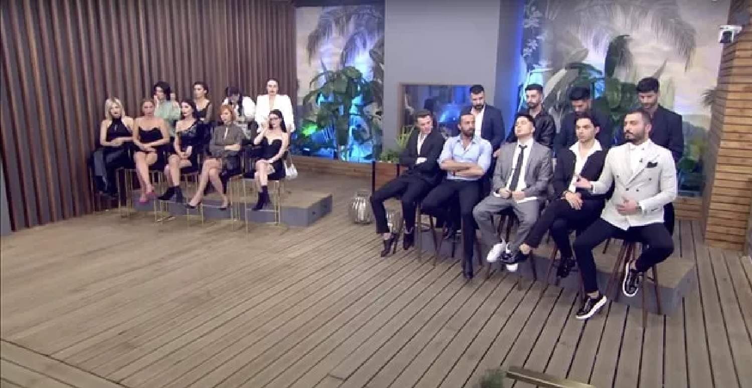 Kısmetse Olur yarışmasında ağızları açık bırakan olay! 'Rujun bende kalmış' dedi, yarışmadan sonra ne yaptıkları ortaya çıktı! Bu kadarı da olmaz dedirten hadise