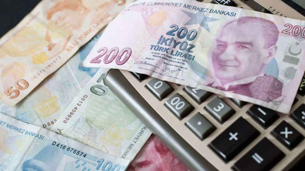 Tarih belli oldu: Memur ve emekli maaşlarına ilave zam! Seçimden önce yürürlüğe girecek