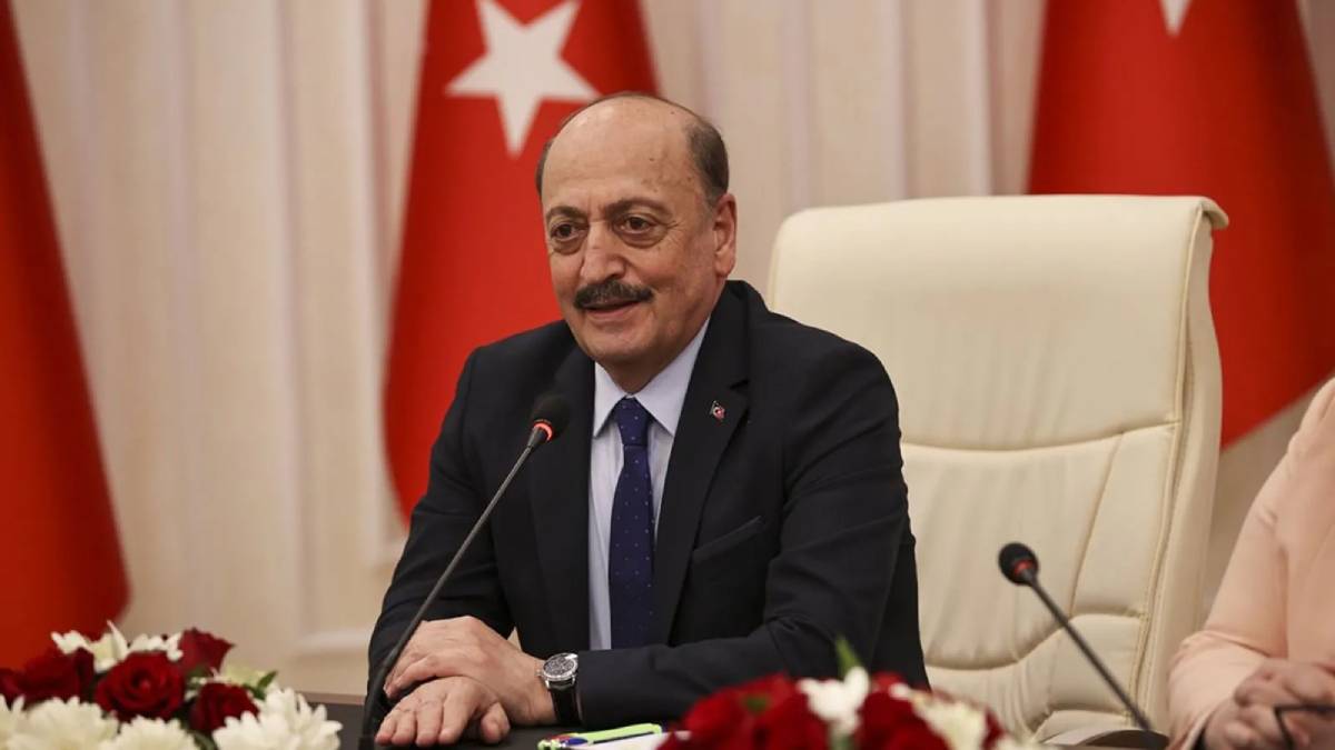 EYT ve kadro bekleyenlere Bakan Bilgin'den net açıklama! Tarih vererek güzel haberi milyonlarca kişiye duyurdu