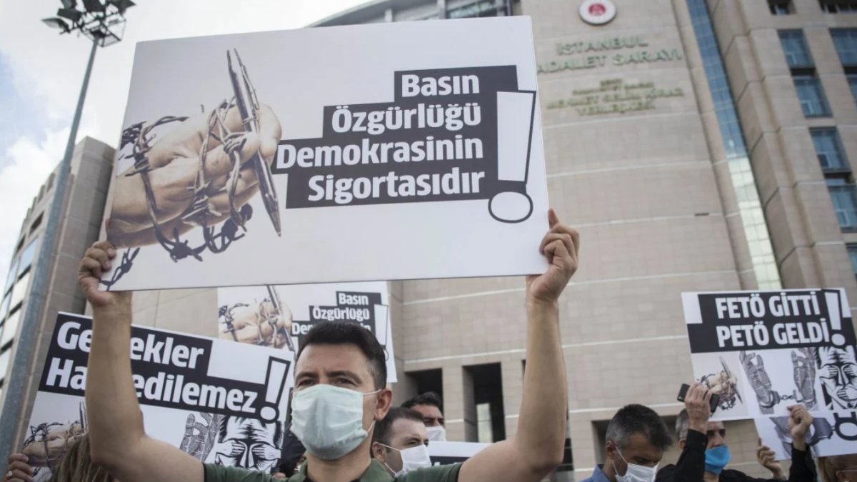 Meslek örgütü ve siyasi partilerden '10 Ocak' mesajı: Gazetecinin baskı altında olması toplumu çölleştirir