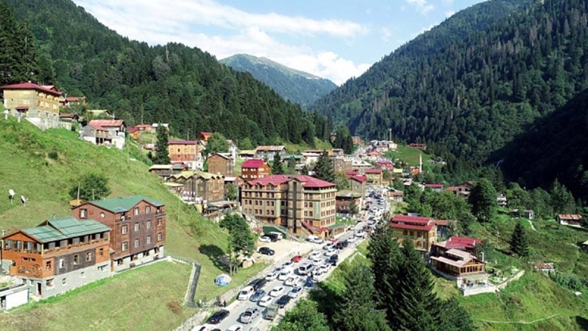 Kesin korunacak hassas alan' ilan edilmişti: Ayder Yaylası'nda yıkımlar başladı