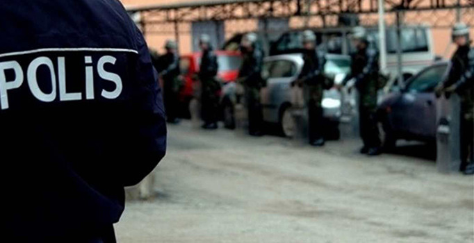 Trabzon Valiliği'nden açıklama: 2 vali yardımcısı ve 214 güvenlik personeli görevden alındı