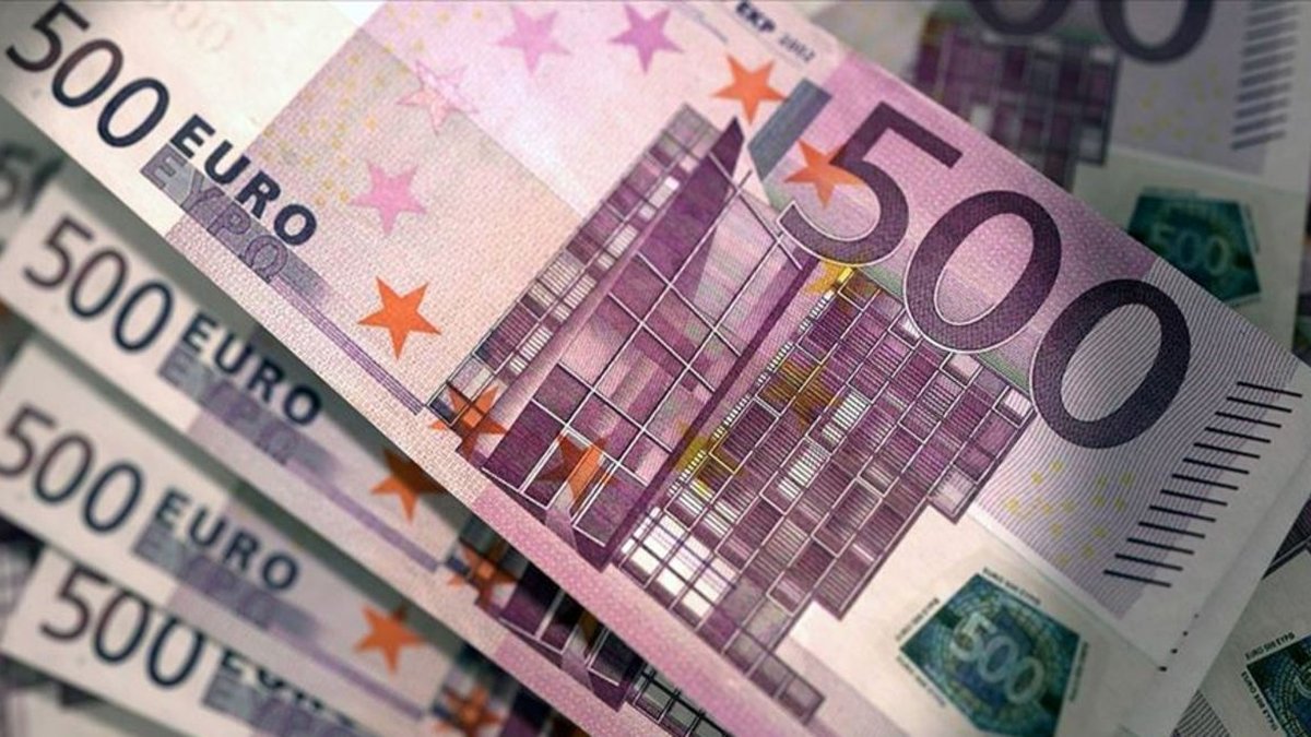 Piyasaların ateşi dinmiyor: Eurodan rekor üstüne rekor