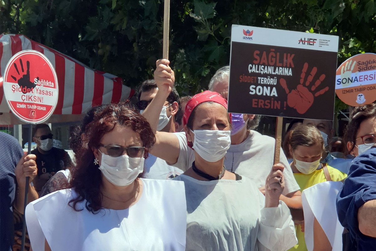Sağlıkta şiddetin sonu gelmiyor! Doktoru darp eden saldırgan serbest