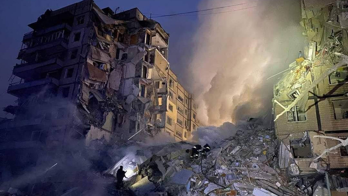 Rusya'dan Ukrayna'ya füze saldırısı: Ölü sayısı artıyor