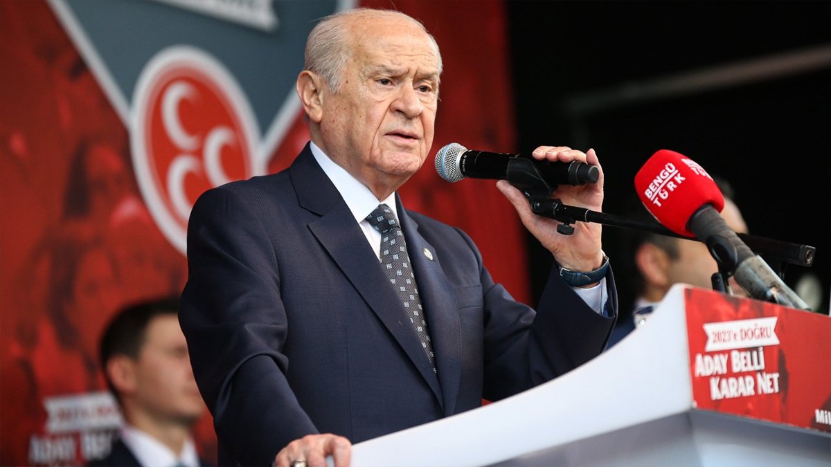 Bahçeli'den altılı masaya çağrı: Gelin güç birliği yapalım