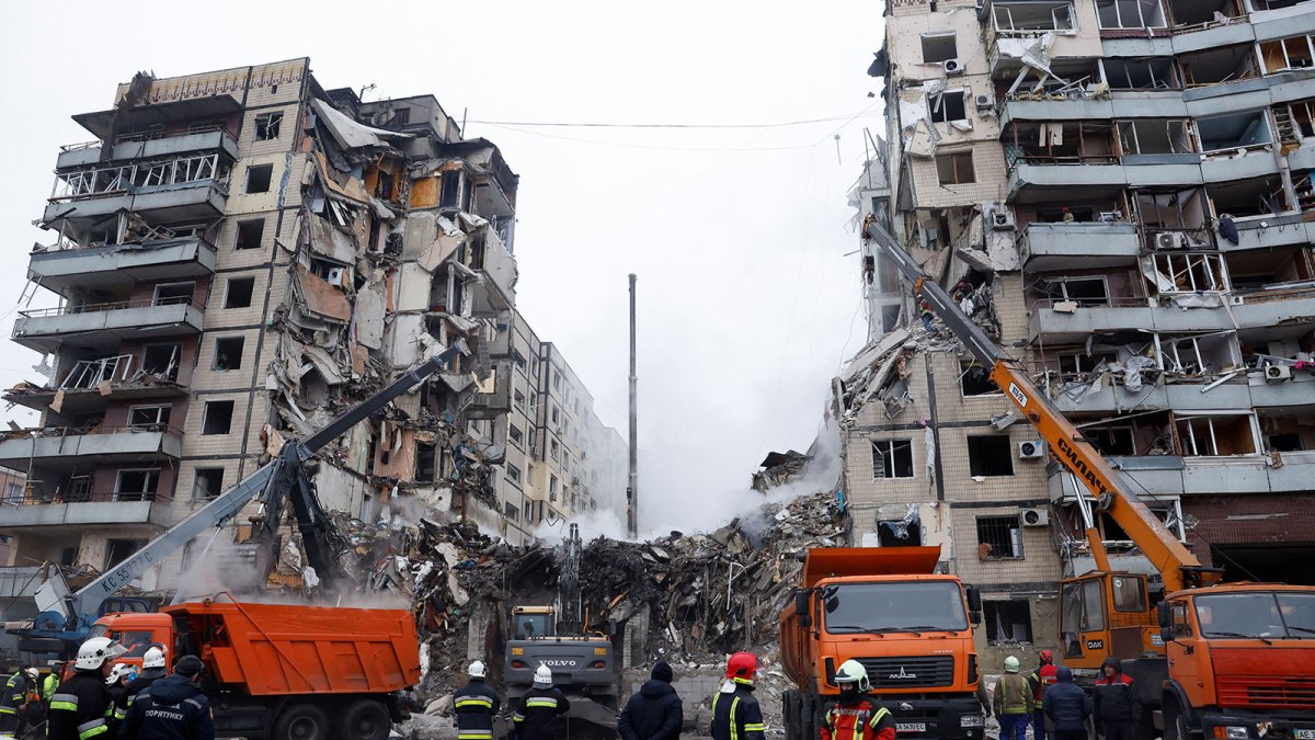 Rusya'dan Ukrayna'ya füze saldırısı: Ölü sayısı artıyor, kayıplar var