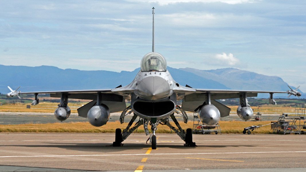 Uzmanlar Türkiye'nin talebini böyle yorumladı: F-16'lar NATO ve Suriye operasyonuna bağlı