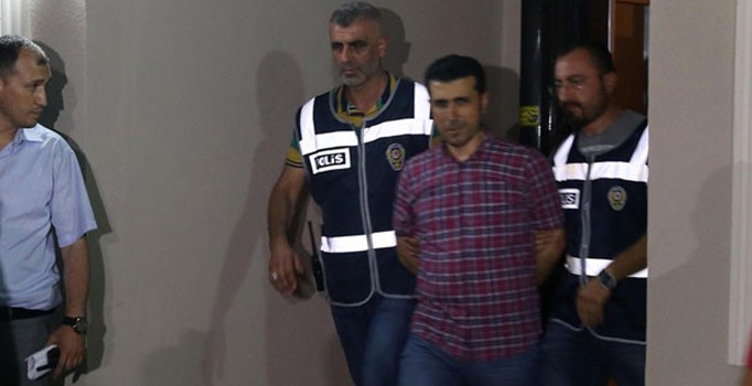 Darbe operasyonlarında Ergenekon savcısı Osman Şanal tutuklandı