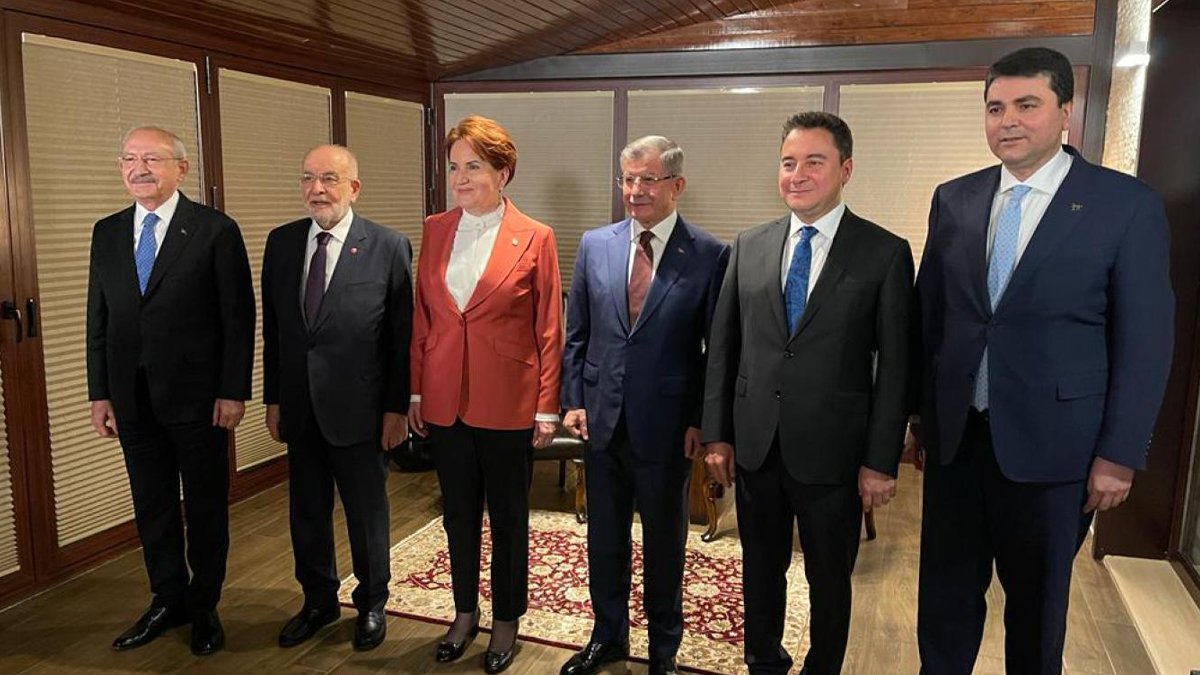 Akşener'den altılı masa liderlerine ziyaret