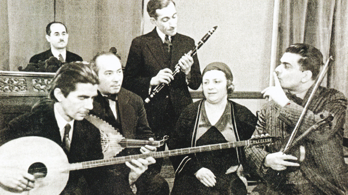 Eğlence tarihimize dair kılavuz bir kitap