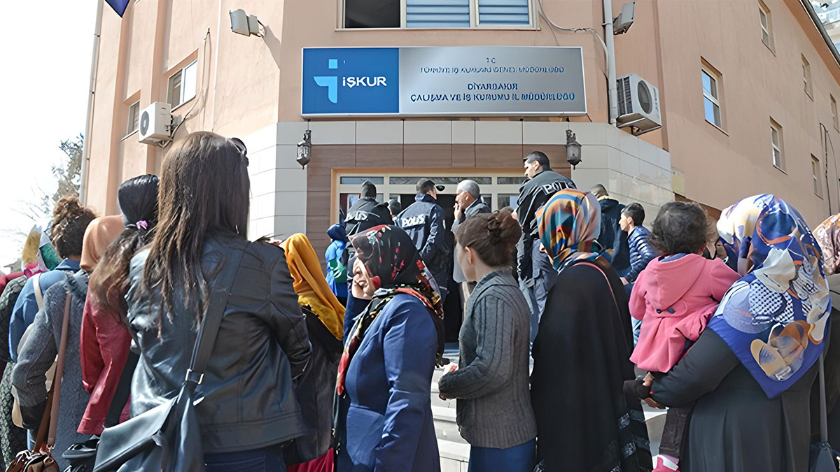 18-55 yaş arası işsizlere devlet sahip çıkıyor! Maaş için düğmeye basıldı, aylık maaş gibi cebinize konulacak