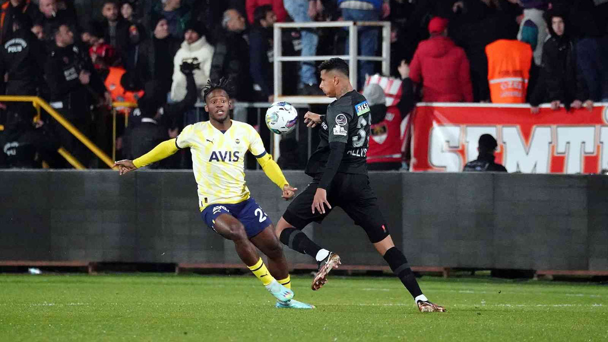 Kanarya son nefeste güldü! Ümraniyespor:1 Fenerbahçe:2