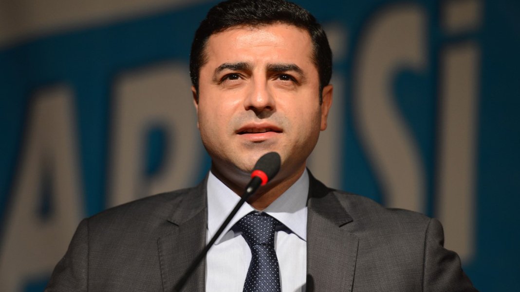 Demirtaş'tan Emek ve Özgürlük İttifakı'na 'tek liste' çağrısı