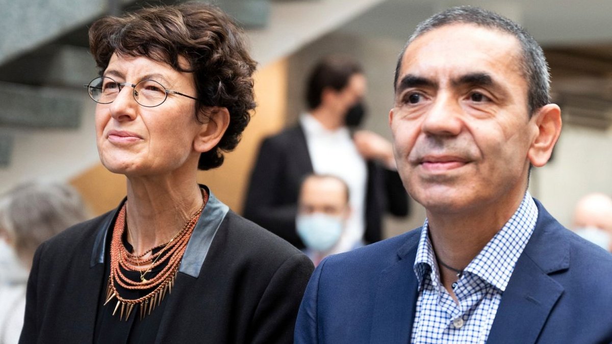 Almanya'da Özlem Türeci ve Uğur Şahin depremi: Korona savaşçıları  ülkeyi terk ediyor