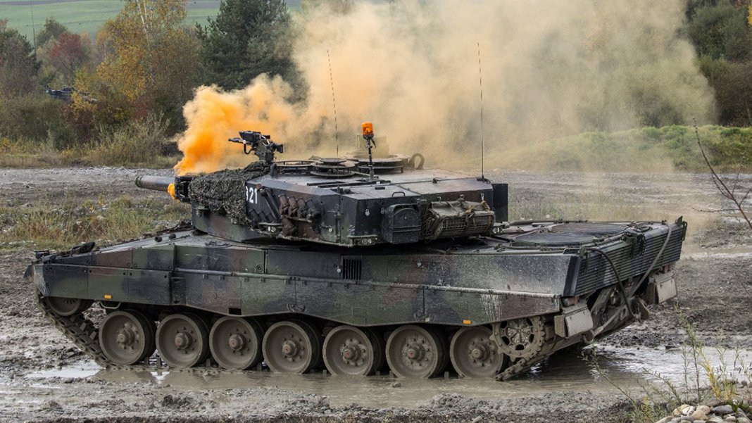 Polonya Ukrayna'ya destek için ilk adımı attı: Leopard tanklar yola çıkıyor