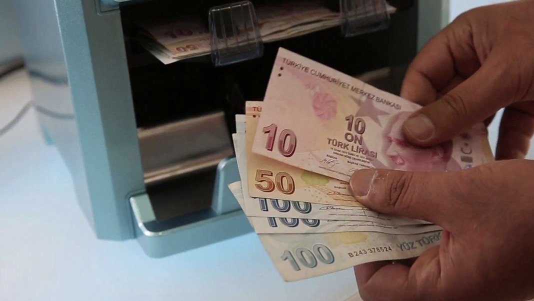 Memur emeklisinin zam farkı için tarih belli oldu