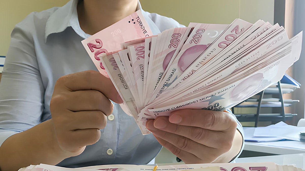 Asgari ücretlilere, memurlara ve emeklilere 'seçim' piyangosu! Maaşlara en az yüzde 10 ek zam!
