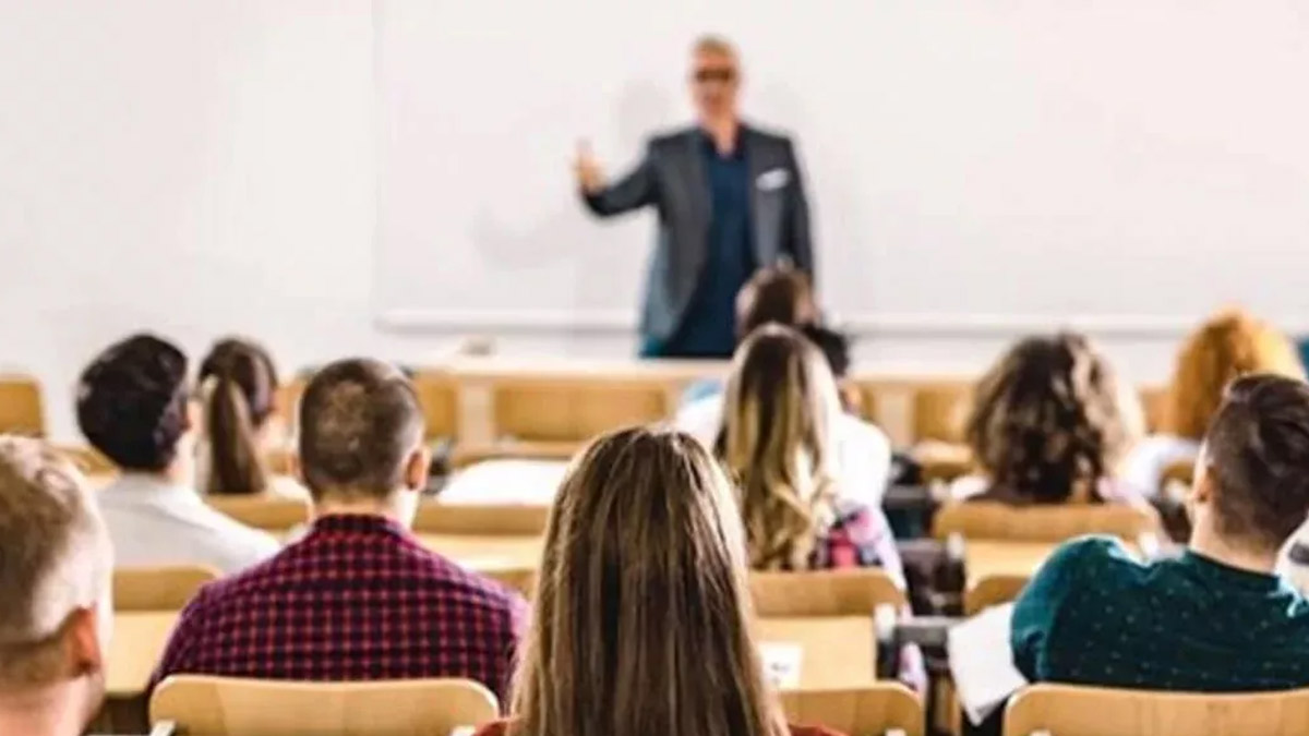 YÖK, pedagojik formasyon kararı veya Potemkin Köyü!