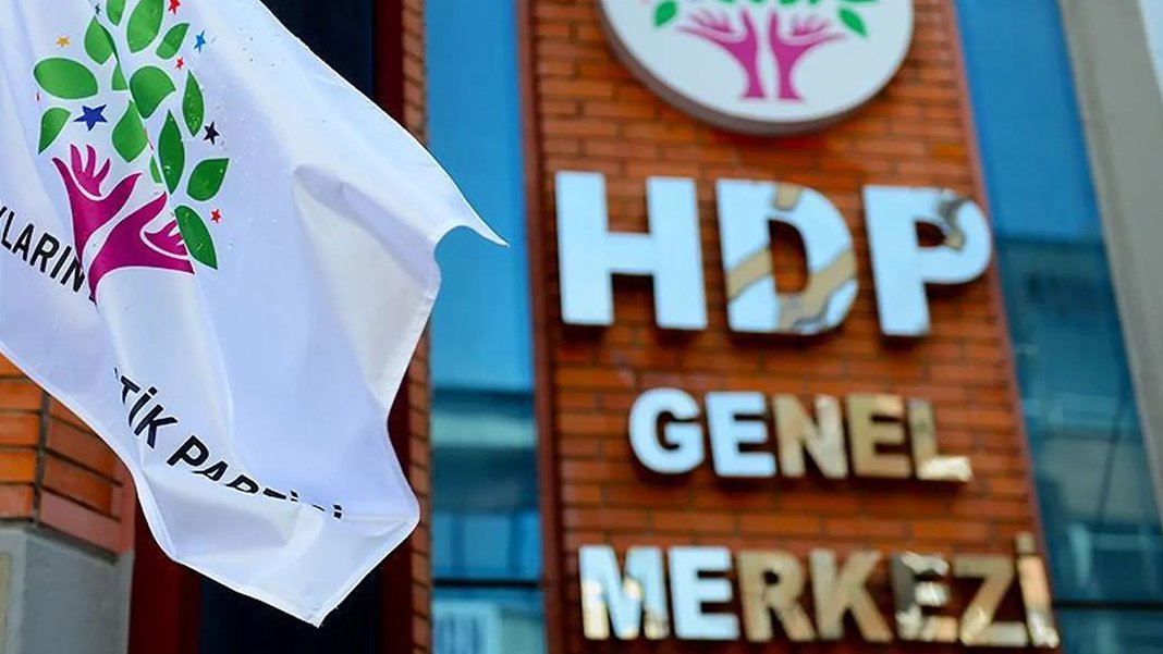 AYM'den HDP'nin talebine ret: Karar ertelenmeyecek