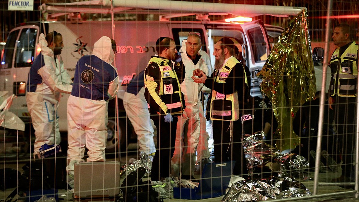 Kudüs'te sinagoga silahlı saldırı! Ölü ve yaralılar var