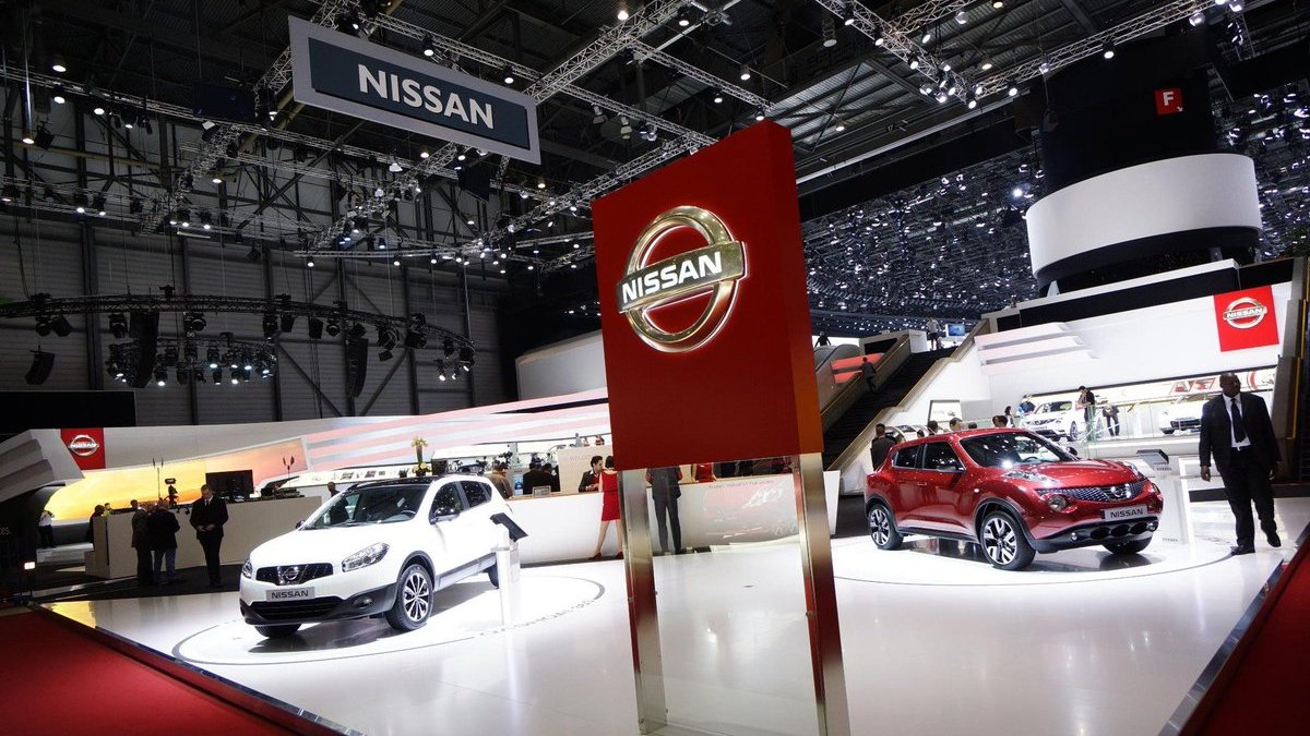 Nissan 500 binden fazla aracını geri çağırdı: Araçlar alev alıyor
