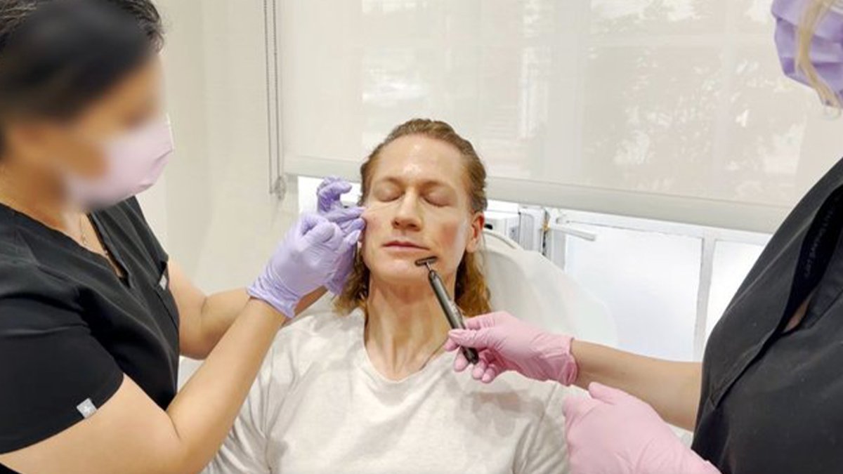 ABD'li ünlü milyoner 18 yaşına dönmek için yılda 2 milyon dolar harcıyor