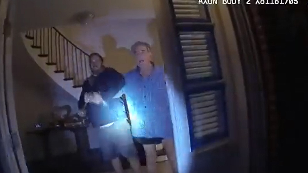 Nancy Pelosi'den evinde şeytan çıkarma ayini