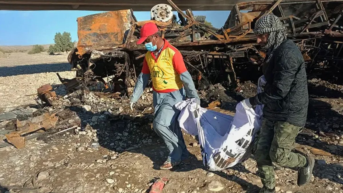 Katliam gibi kaza! Otobüs dağ geçidinde devrildi: 44 ölü