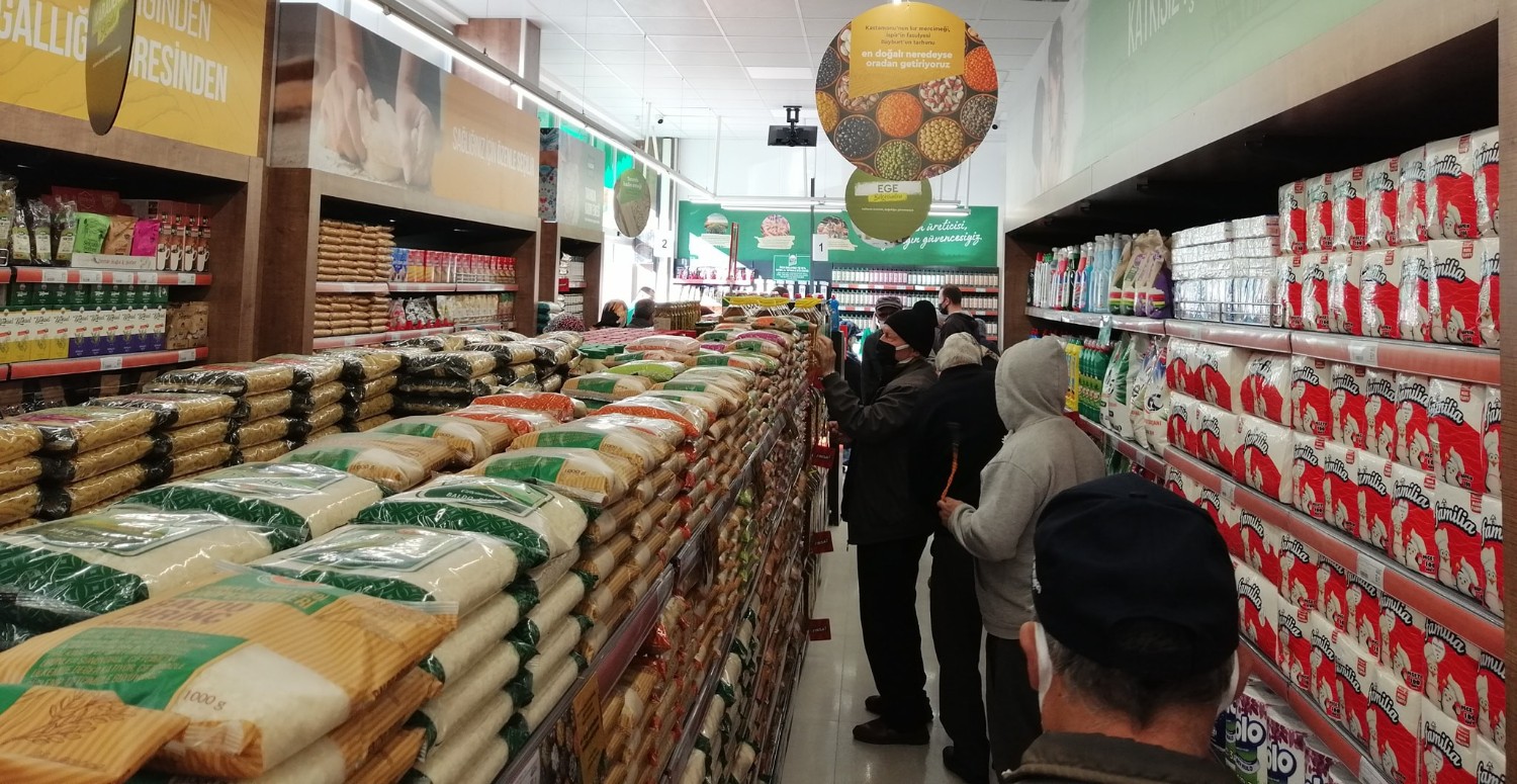 Tarım Kredi marketin dev indiriminde son günler! Ayçiçek yağı, toz şeker, havlu kağıt indirimlerini kaçıran pişman olacak! Saat 21.00'de son!