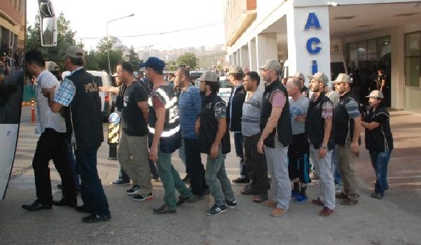 Şanlıurfa’da Tuğgeneral Alpcan da dahil 8 rütbeli asker tutuklandı