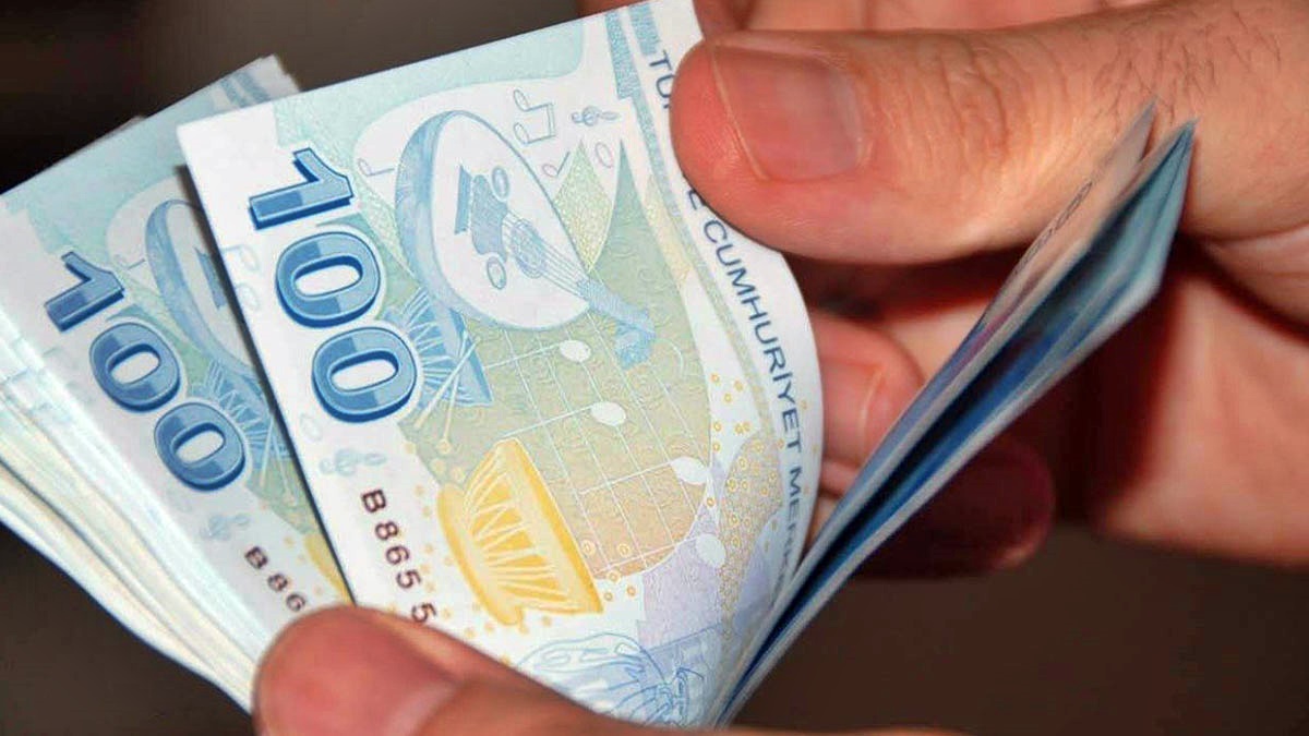 Elektrik ve doğal gaz faturasını bu bankadan ödeyenlerin hesaplarına anında 100 TL yatırılıyor!