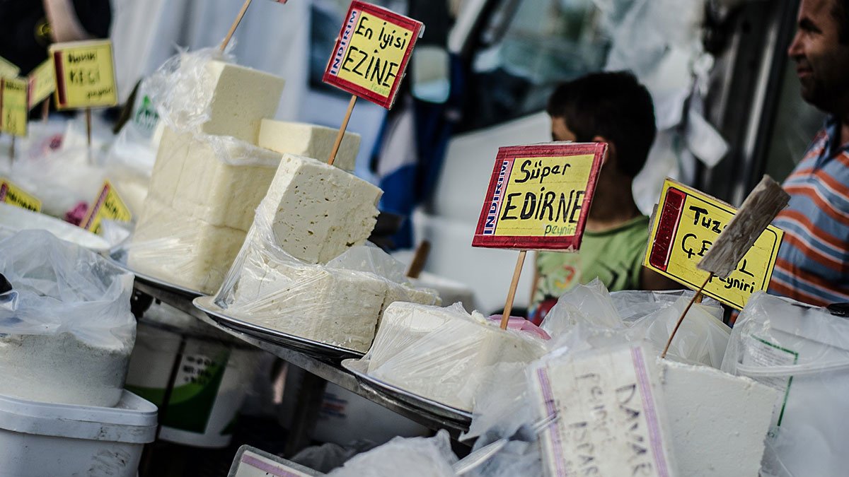 Süt mamulleri artık seyirlik oldu: Soran çok alan yok