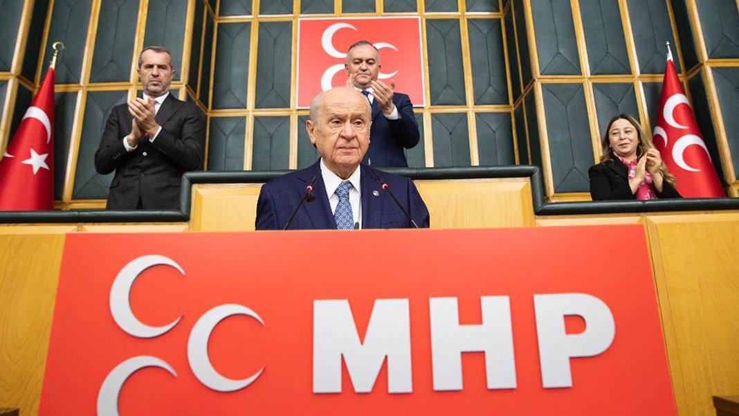 Bahçeli, Sinan Ateş için bıyığını kesenlere seslendi: Olmayanların yokluğundan şikayet edecek değiliz