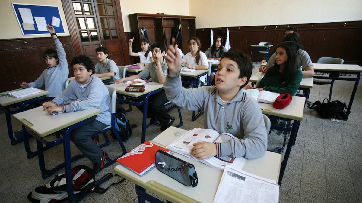 Sınav dönemlerinin yeni trendi: Öğrenciye eğitim, veliye psikolojik rehberlik