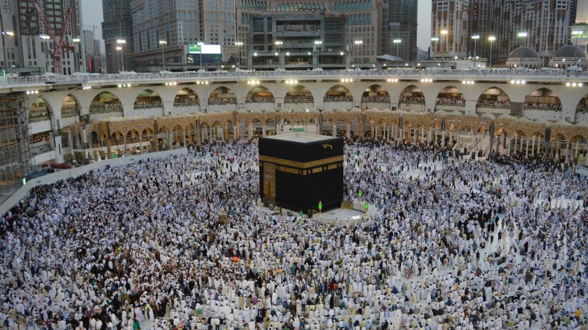 Diyanet'ten hacı adaylarına sosyal medya uyarısı