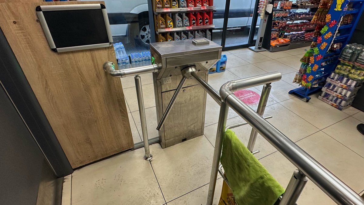 Görüntüler İstanbul'dan!  Akaryakıt istasyonlarında tepki çeken uygulama