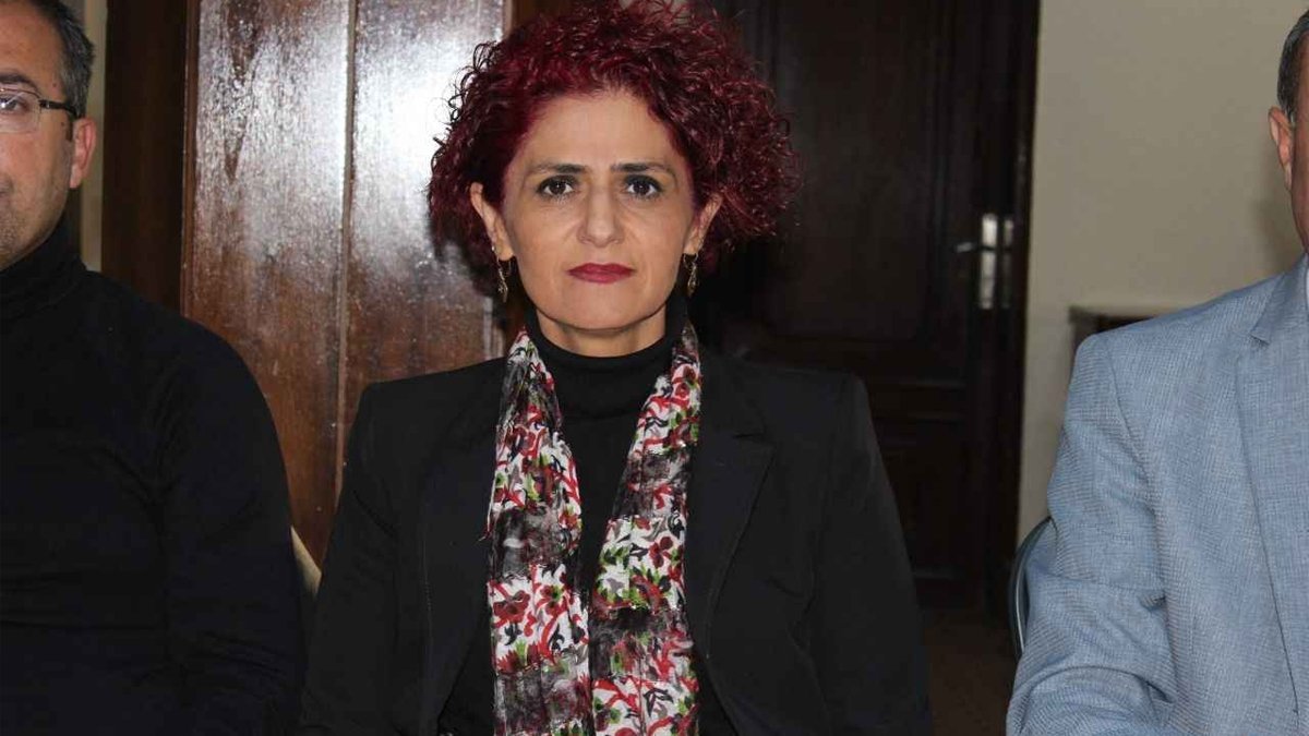 EYT Federasyonu Başkanı Özüpak, AK Parti milletvekillerine seslendi: Hepimizin aklında soru işareti var