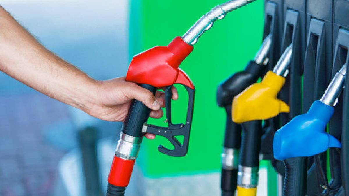 Akaryakıt piyasası çıldırdı! Motorine dev indirim LPG'ye dev zam... Akaryakıtta güncel 3 Şubat 2023 fiyatları belli oldu