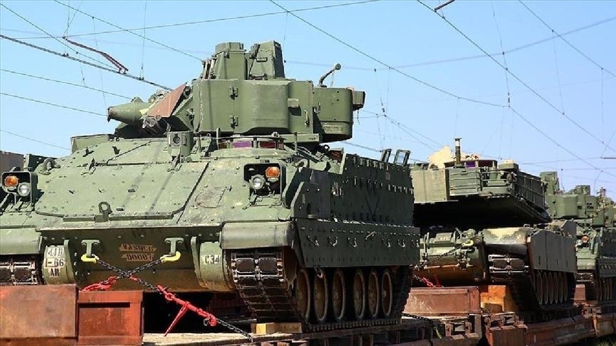 Almanya Leopard 1 tanklarının Ukrayna'ya teslimatını onayladı