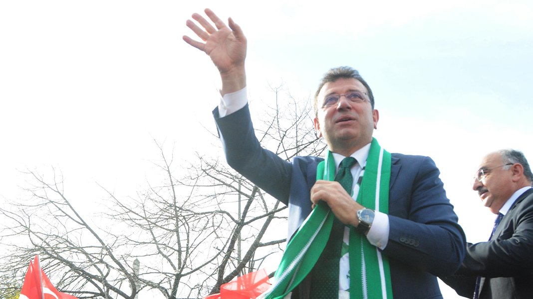 İmamoğlu "At da bizim Üsküdar da bizim artık" diyerek Erdoğan'ı işaret etti: Senin süren bitti hadi güle güle