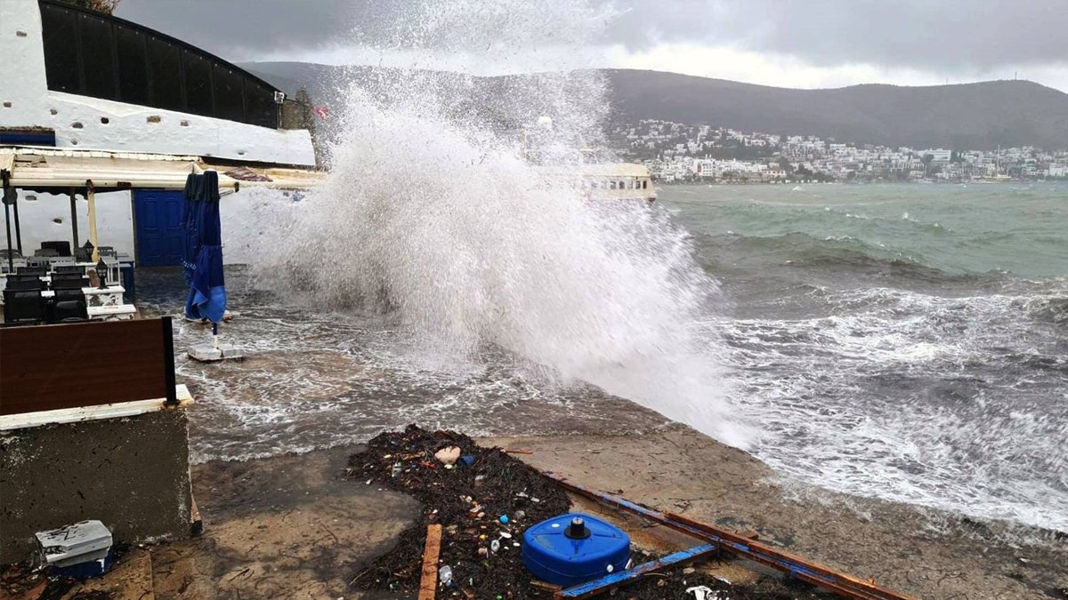 İstanbul Valiliği'nden uyarı: Fırtına geliyor!