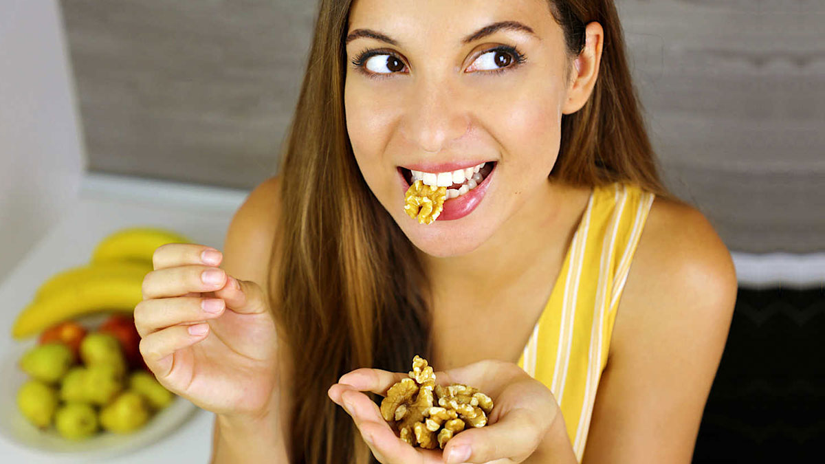 Ceviz kabuklarını çöpe atanlar derhal geri alsın! Öyle bir şeye iyi geliyor ki...