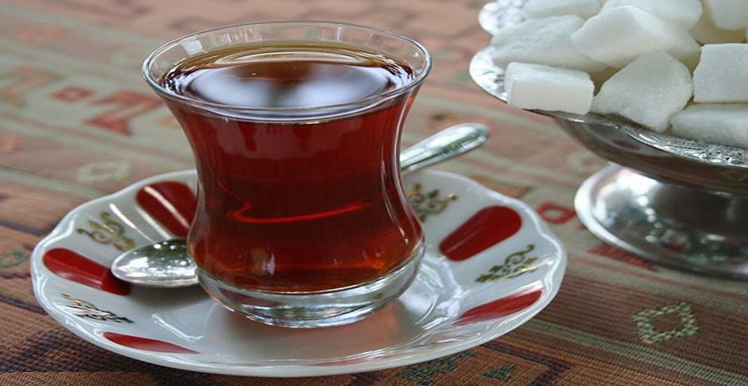 Sabah demleyecek çayı kalmayan o markete koşsun: İndirim günleri başladı